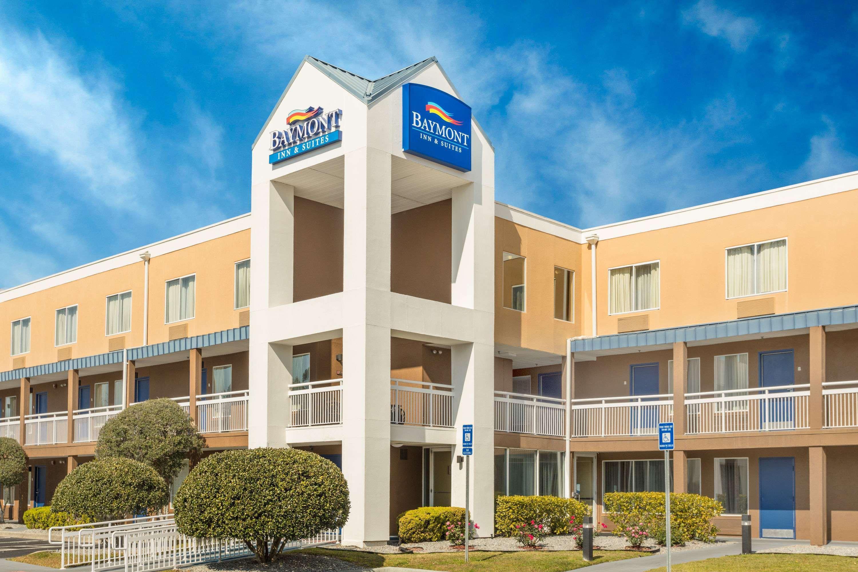 Baymont By Wyndham Savannah Midtown Экстерьер фото
