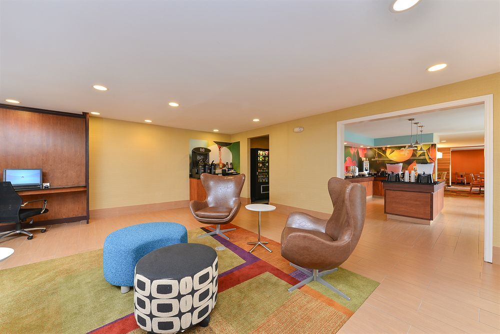 Baymont By Wyndham Savannah Midtown Экстерьер фото